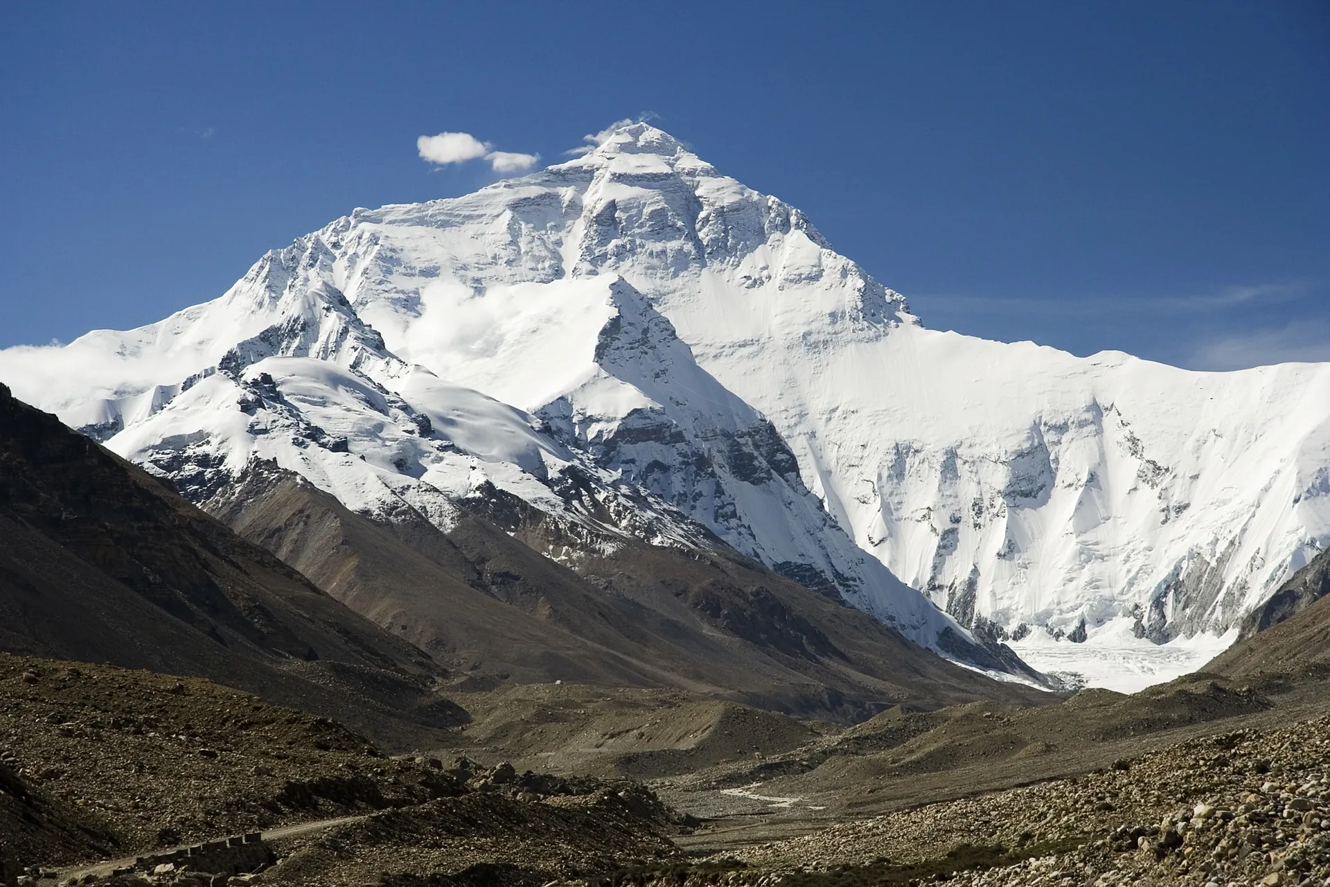 gora-dzhomolungma-everest_144